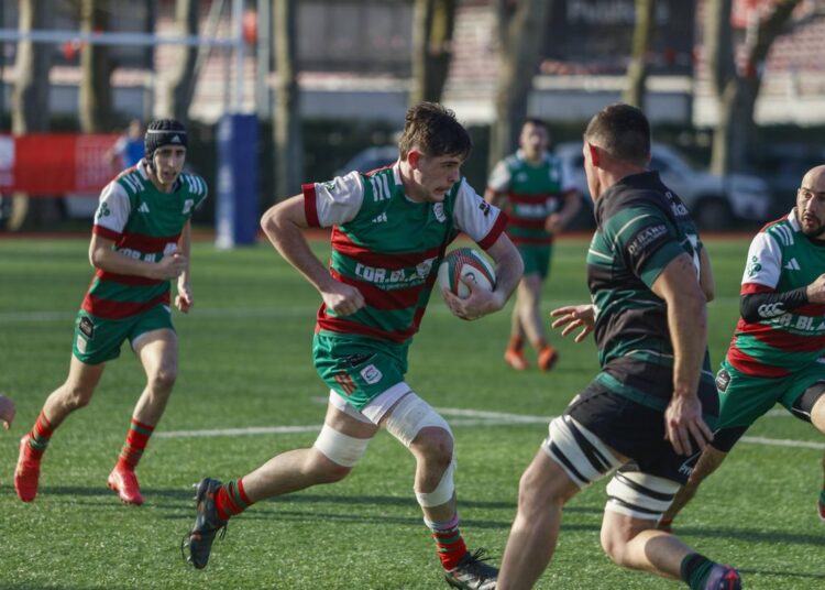 Emak Hor tombe le leader et ne peut plus se cacher