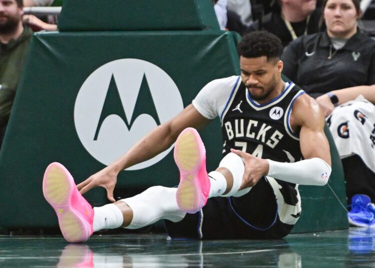 Giannis Antetokounmpo de nouveau à l’arrêt