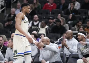 Giannis Antetokounmpo reçoit le soutien du syndicat des joueurs contre le « tanking » des Bucks