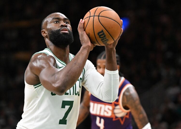Jaylen Brown (Celtics) contre les Suns