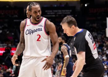 Kawhi Leonard se fait davantage entendre