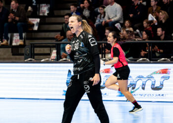 LBE - J18 | Chambray fait plier Dijon, Rinka Duijndam infranchissable