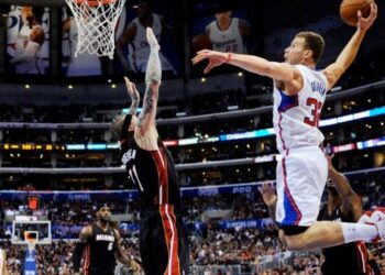 Le Top 100 des dunks de Blake Griffin