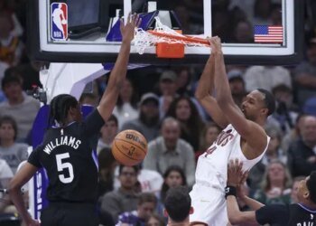 Les Cavs ont préféré les dunks d’Evan Mobley à l’arrosage à 3-points