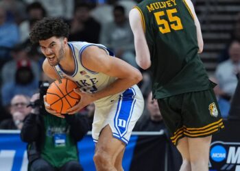 Cameron Boozer (Duke) contre Siena