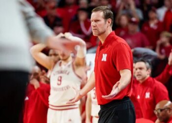 March Madness | Fred Hoiberg laisse Nebraska à quatre… et précipite l’élimination des Cornhuskers
