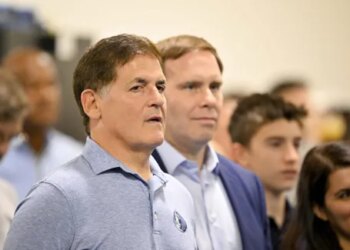 Mark Cuban regrette d’avoir laissé les Mavericks à Miriam Adelson et Patrick Dumont