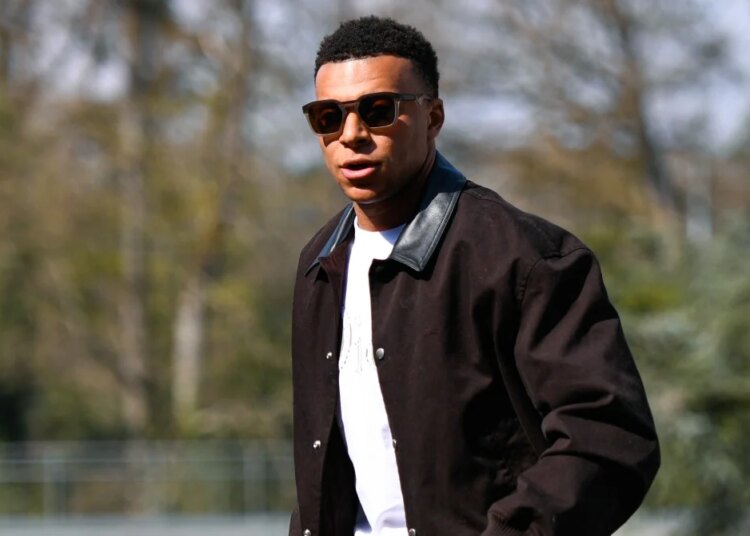 Mbappé, sa mise au point sur les "spéculations"