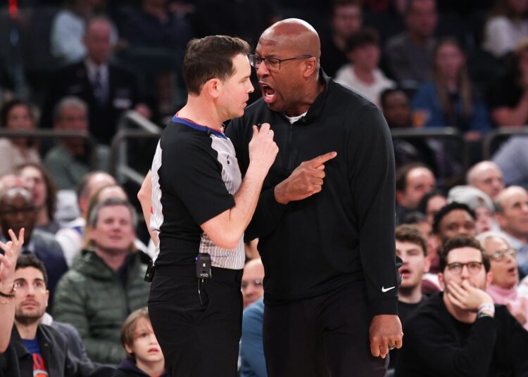 Mike Brown digère mal l’arbitrage face au Thunder