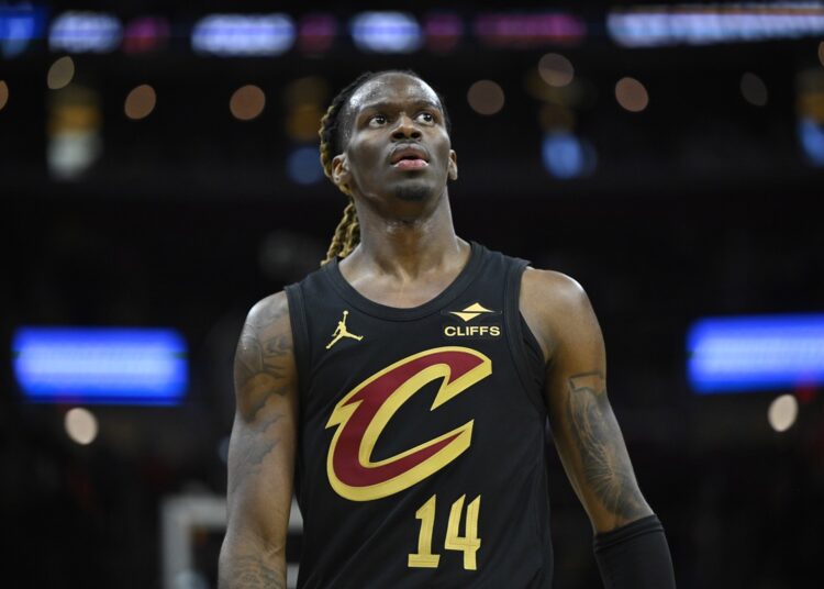 Offensivement, Keon Ellis surprend toujours Kenny Atkinson