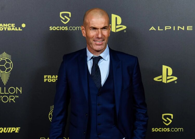 Un ancien joueur du Real balance sur Zinedine Zidane