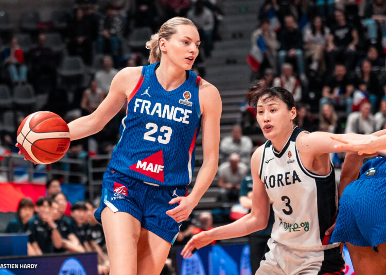 Marine Johannes avec les Bleues