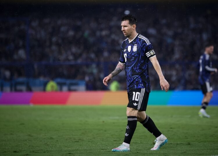 Une nouvelle Coupe du monde "offerte" à Messi ? Les lourdes accusations