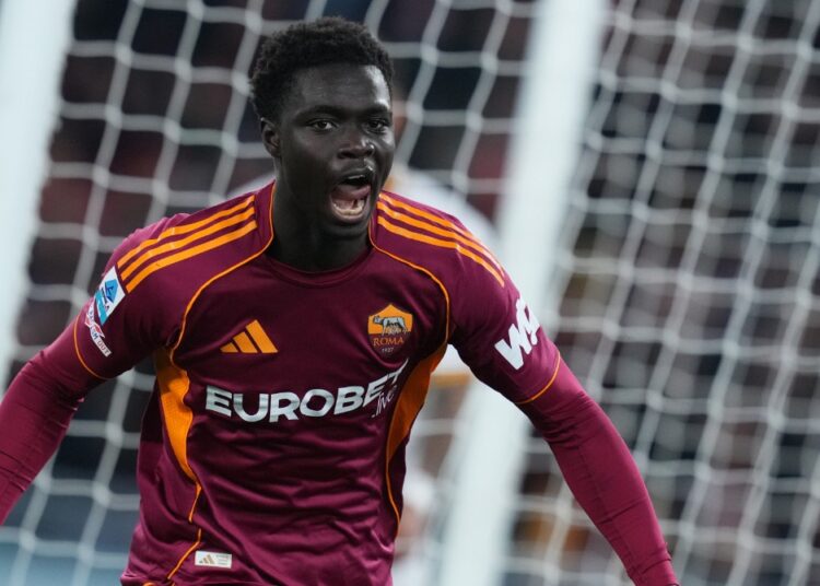 Vaz ouvre son compteur à Rome