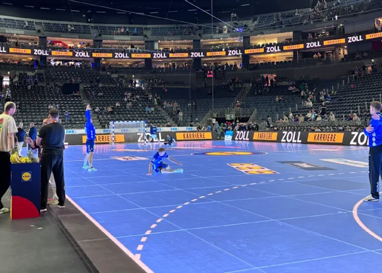 ALL | Les joueurs conquis par le parquet en verre