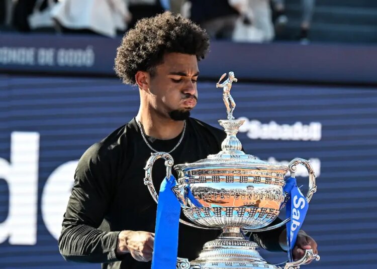 ATP, France > La sagesse et l'humilité d'Arthur Fils après son titre à Barcelone : "Je ne peux pas encore me comparer à Alcaraz et Sinner. La dernière fois que j'ai joué Carlos, il m'a botté les fesses"
