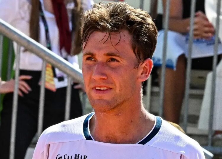 ATP - Madrid > Casper Ruud après avoir surclassé son adversaire : "Je sais qu'il revient de blessure mais il n'y a pas moyen de le cacher. C’est un sport brutal"