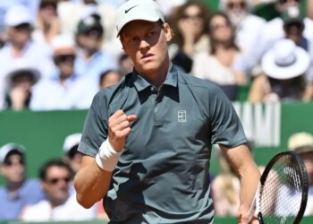 ATP - Monte Carlo > La mise au point de Jannik Sinner : "Avec Carlos Alcaraz, nous sommes conscients de la situation. Je ne cours pas après la place de numéro 1, sinon je jouerais aussi la semaine prochaine"