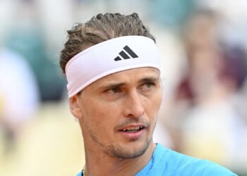 Actualité > Au final, même à 1H20 du matin, Zverev est toujours là !