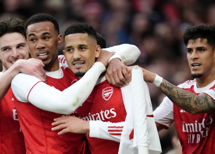 Arsenal rejoint l'Atlético dans le carré d'as