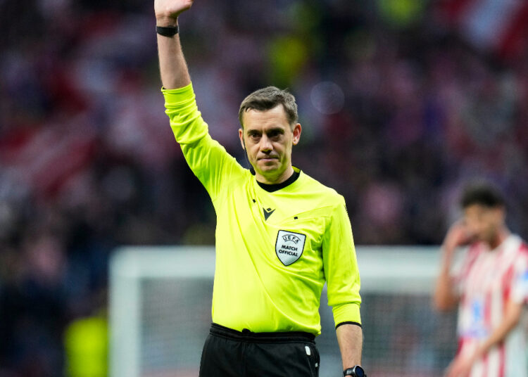 Atlético-Barça, la décision de Clément Turpin qui fait scandale