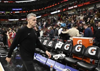 Billy Donovan ne reviendra pas sur le banc des Bulls
