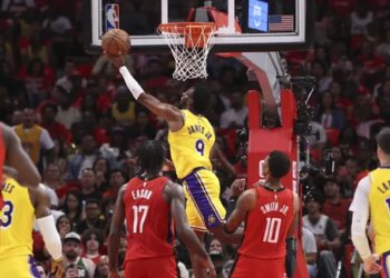 Bronny James de plus en plus en confiance