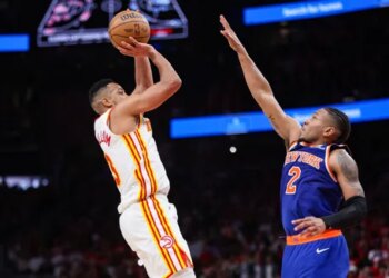CJ McCollum offre (encore) la victoire aux Hawks dans les dernières secondes