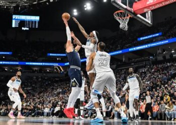 Comment défendre sur Nikola Jokic ? Les Wolves de retour au tableau