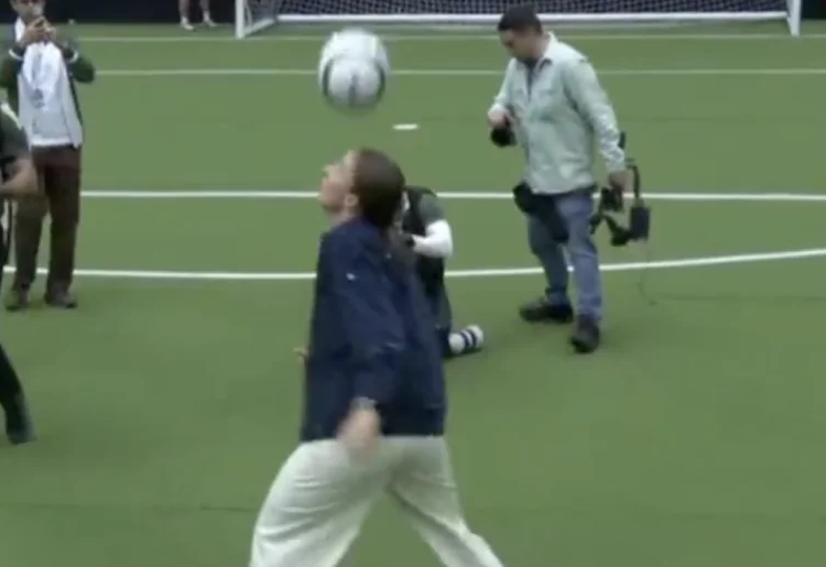 Insolite, Vidéos, WTA - Madrid > La démonstration d'Iga Swiatek dans un sport où on ne l'attendait pas