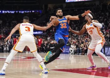 Karl-Anthony Towns se la joue Magic Johnson