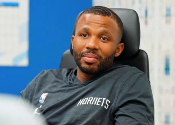 Le GM des Hornets se méfie des raccourcis