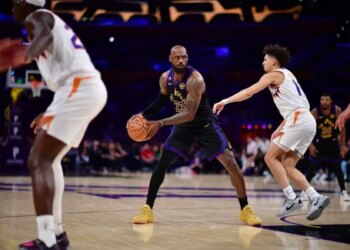 LeBron James a rempli sa première mission pour les Lakers