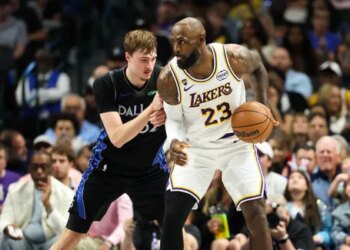 LeBron James impressionne Cooper Flagg et toute la planète basket