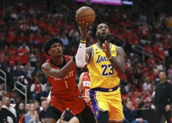 Les Lakers font le coup de la panne en attaque
