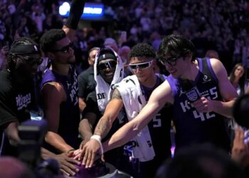Maxime Raynaud et les Kings gâchent la soirée de Jeremiah Fears