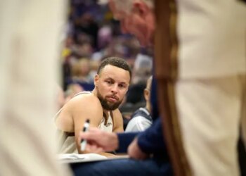 Même en play-in, le temps de jeu de Stephen Curry sera limité