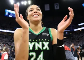 Napheesa Collier prolonge aux Lynx pour le maximum