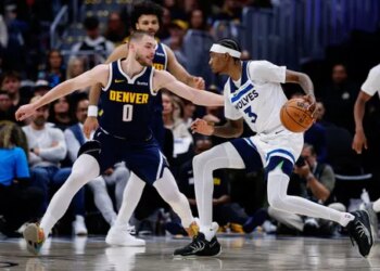 Provocateur, Jaden McDaniels en oublie de jouer…