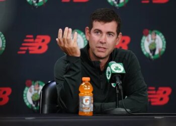 Sam Presti, Brad Stevens… Les Mavericks visent du très lourd pour leur prochain GM