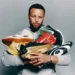 Stephen Curry met 70 paires de chaussures aux enchères !