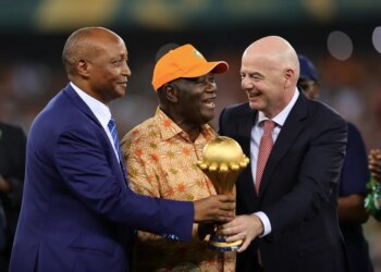 avec un an d’avance, la CAF garantit 54 votes à Gianni Infantino au Maroc !