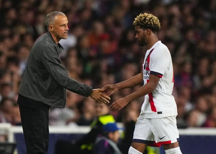 PSG : que se passe-t-il avec Ibrahim Mbaye, écarté par Luis Enrique pour Lyon ?