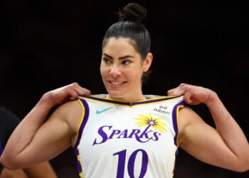 un contrat à 999 999 dollars pour Kelsey Plum aux Sparks