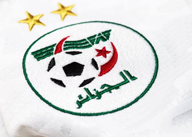 une simple mise en scène... pour mieux prolonger avec Adidas comme équipementier ? 