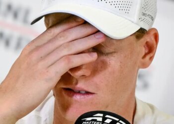 ATP > "Le manager de Sinner m'a dit : 'je suis inquiet car je ne l'ai jamais vu comme ça. Il y a une tension énorme", révèle le vice-président de la Fédération italienne de tennis