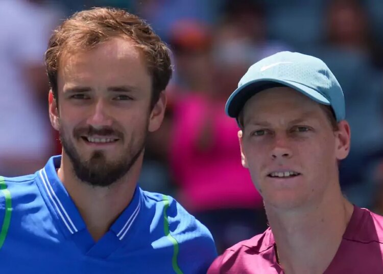 ATP - Rome > La demi-finale entre Sinner et Medvedev reportée à samedi