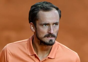 ATP - Rome > Medvedev, battu par Sinner : "On n'en parle absolument pas dans les vestiaires, mais chaque fois que je joue contre Djokovic, c’est un peu la même chose"