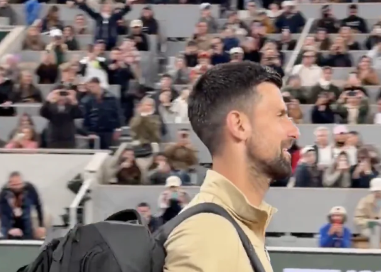 ATP, Vidéos > De retour à Roland-Garros, Novak Djokovic fait déjà lever les foules