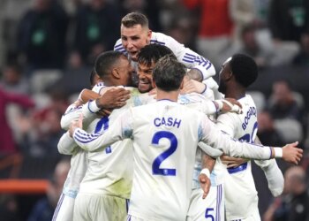 Aston Villa s'offre une deuxième coupe d'Europe